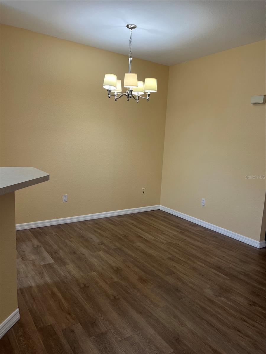 Image 10 of 39 For 9093 Lee Vista Boulevard 903