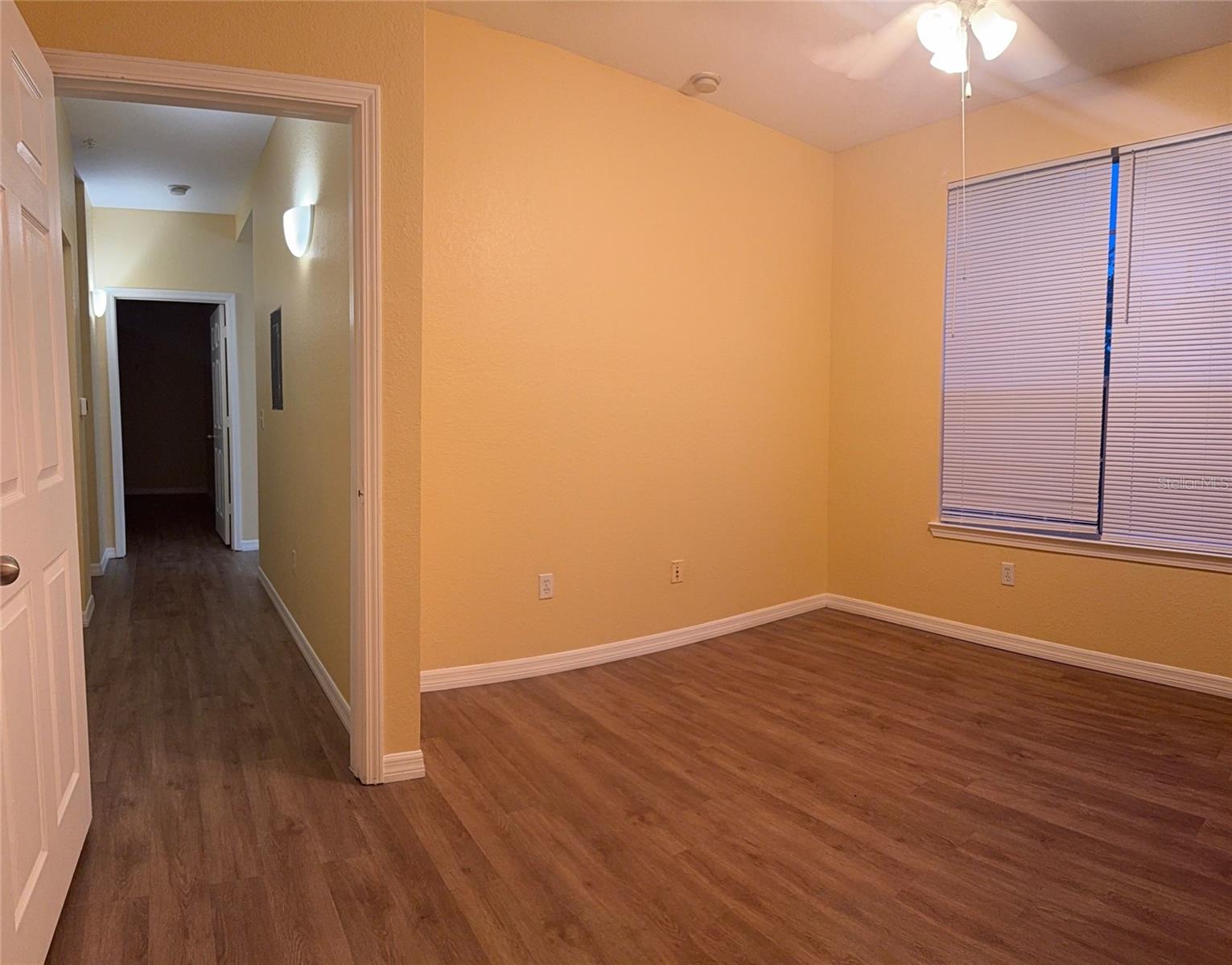 Image 15 of 39 For 9093 Lee Vista Boulevard 903