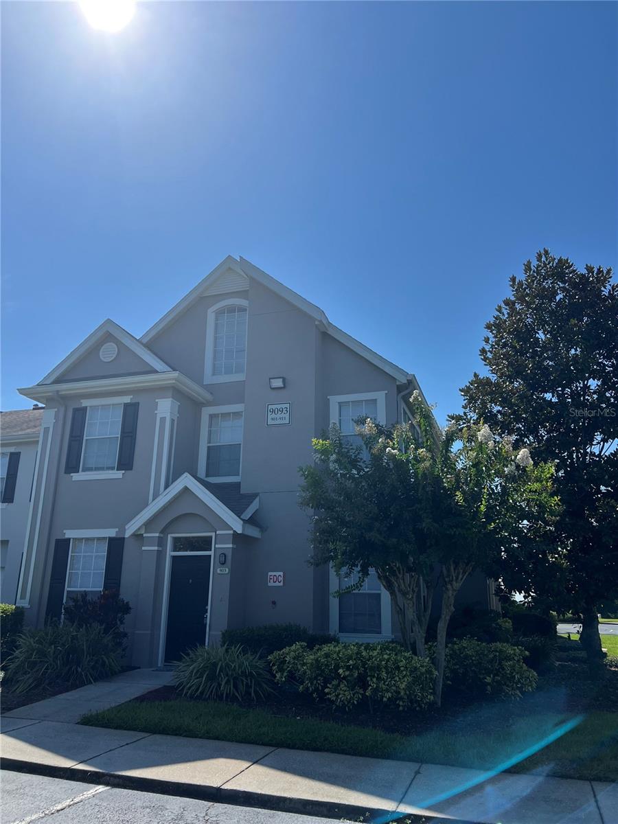 Image 2 of 39 For 9093 Lee Vista Boulevard 903