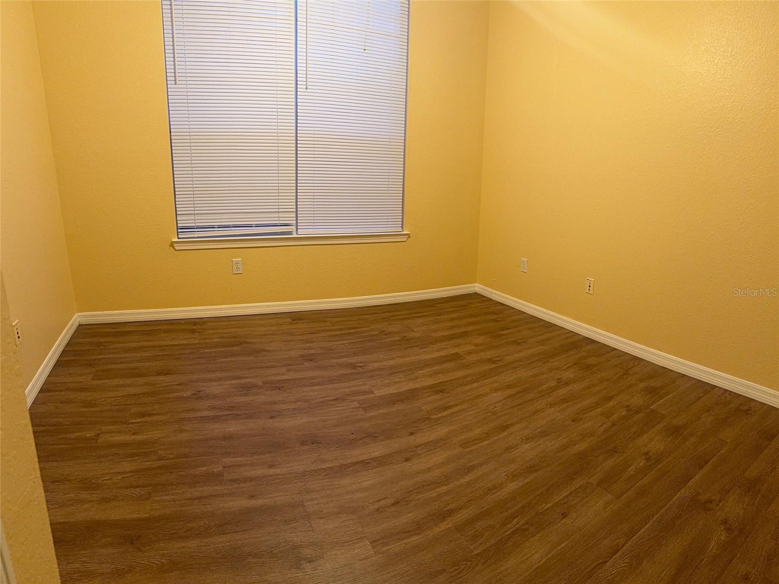 Image 26 of 39 For 9093 Lee Vista Boulevard 903