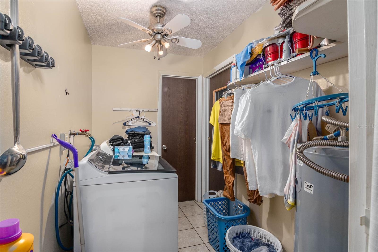 Image 14 of 19 For 722 Venus Drive
