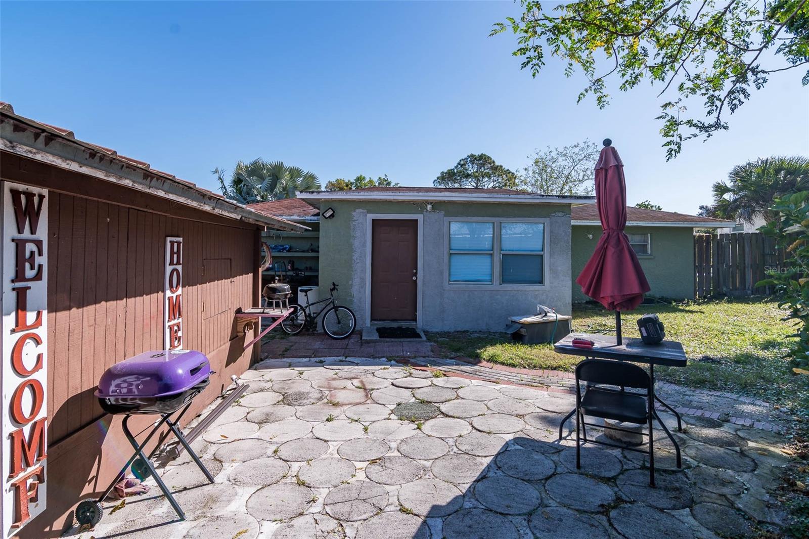 Image 15 of 19 For 722 Venus Drive