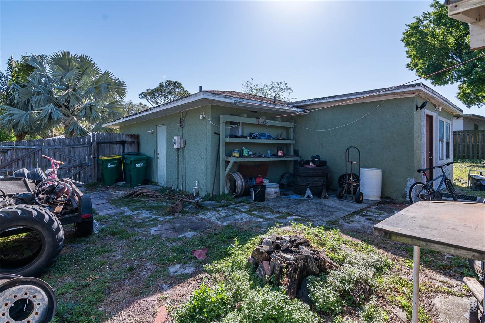 Image 17 of 19 For 722 Venus Drive
