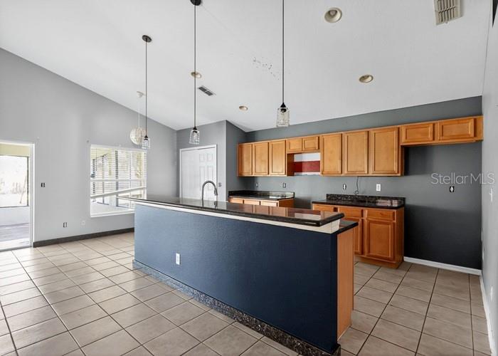 Image 12 of 21 For 2016 Newtown Road