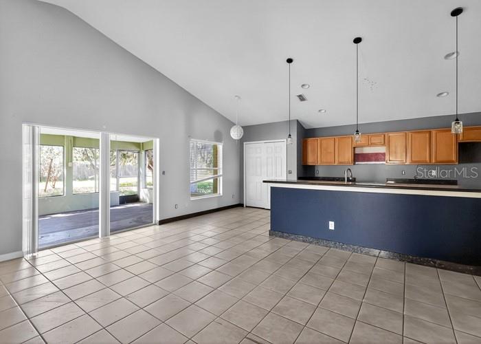 Image 6 of 21 For 2016 Newtown Road