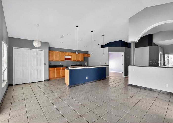 Image 8 of 21 For 2016 Newtown Road