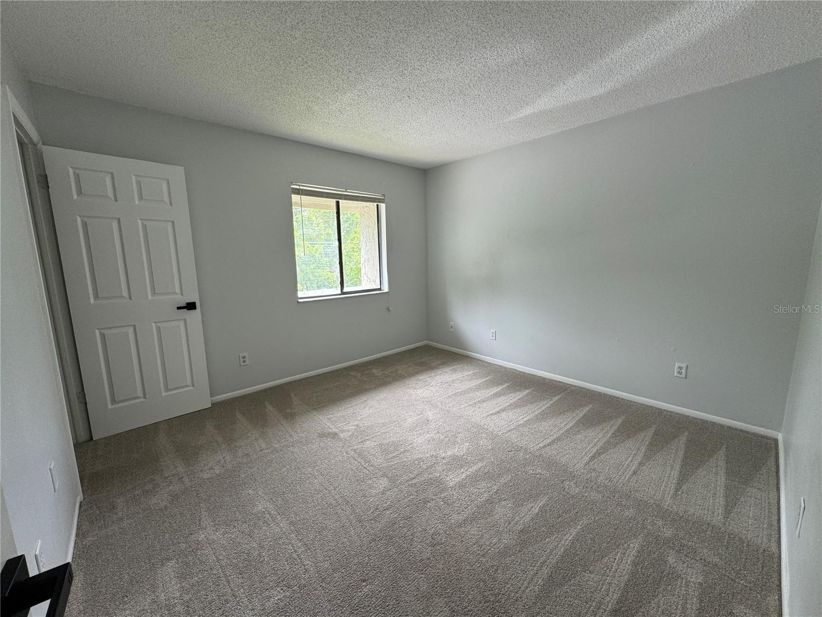 Image 11 of 20 For 109 Springwood Circle A