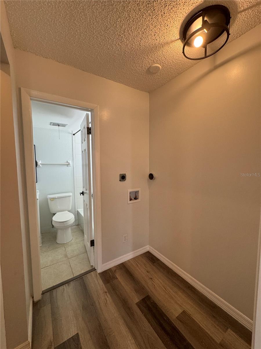 Image 15 of 20 For 109 Springwood Circle A