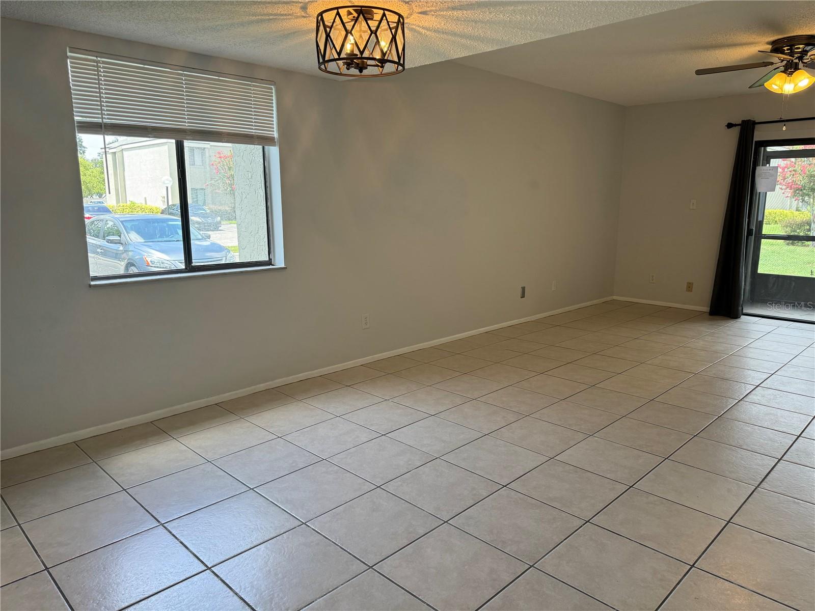Image 3 of 20 For 109 Springwood Circle A