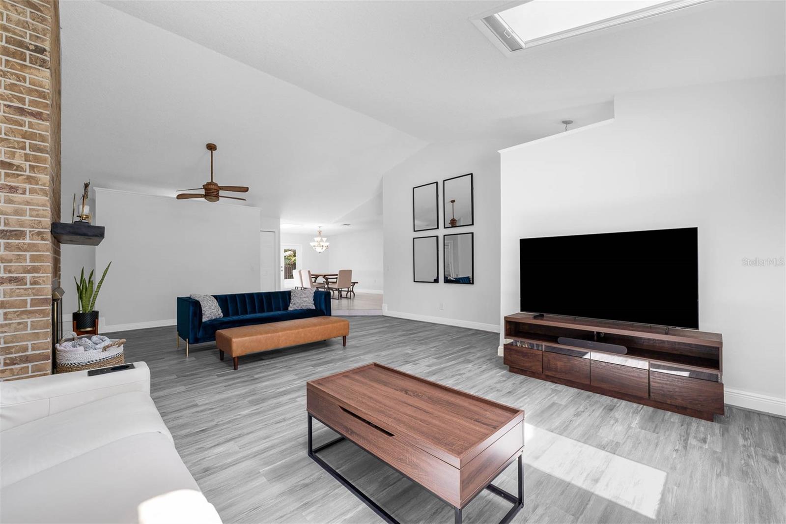 Image 10 of 47 For 2025 Mango Tree Drive