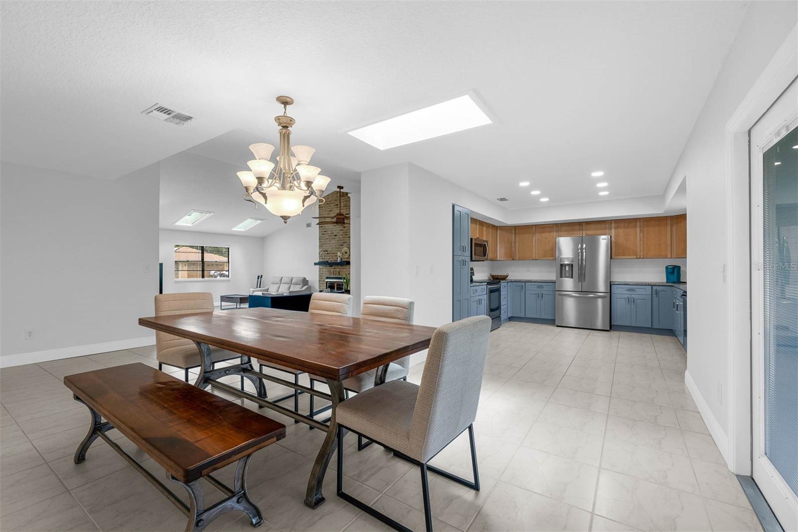 Image 15 of 47 For 2025 Mango Tree Drive