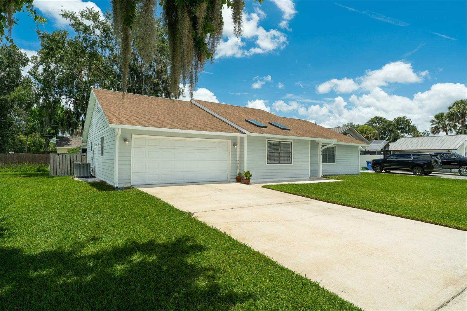 Image 3 of 47 For 2025 Mango Tree Drive
