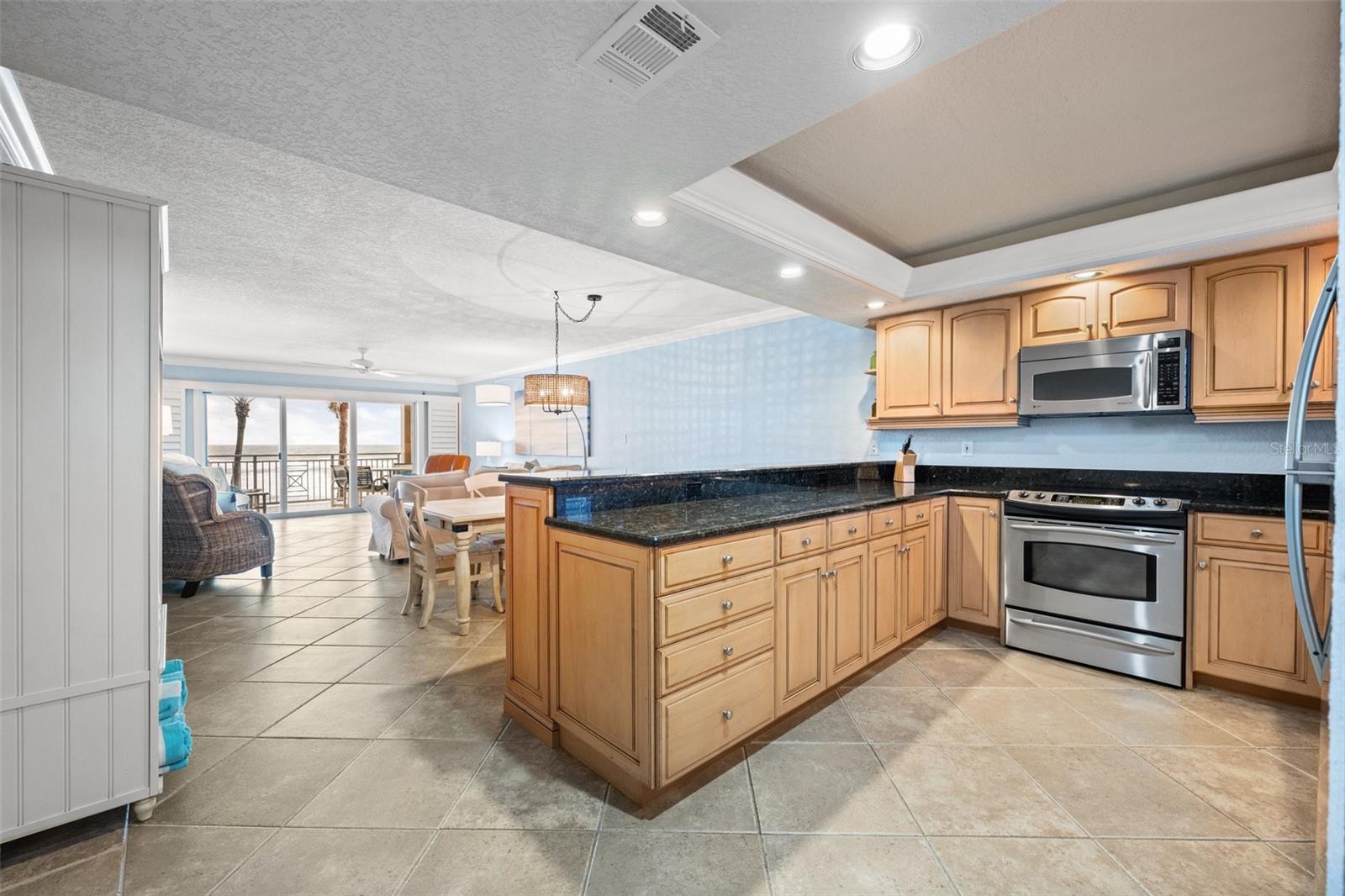 Image 3 of 28 For 5501 Atlantic Avenue 306