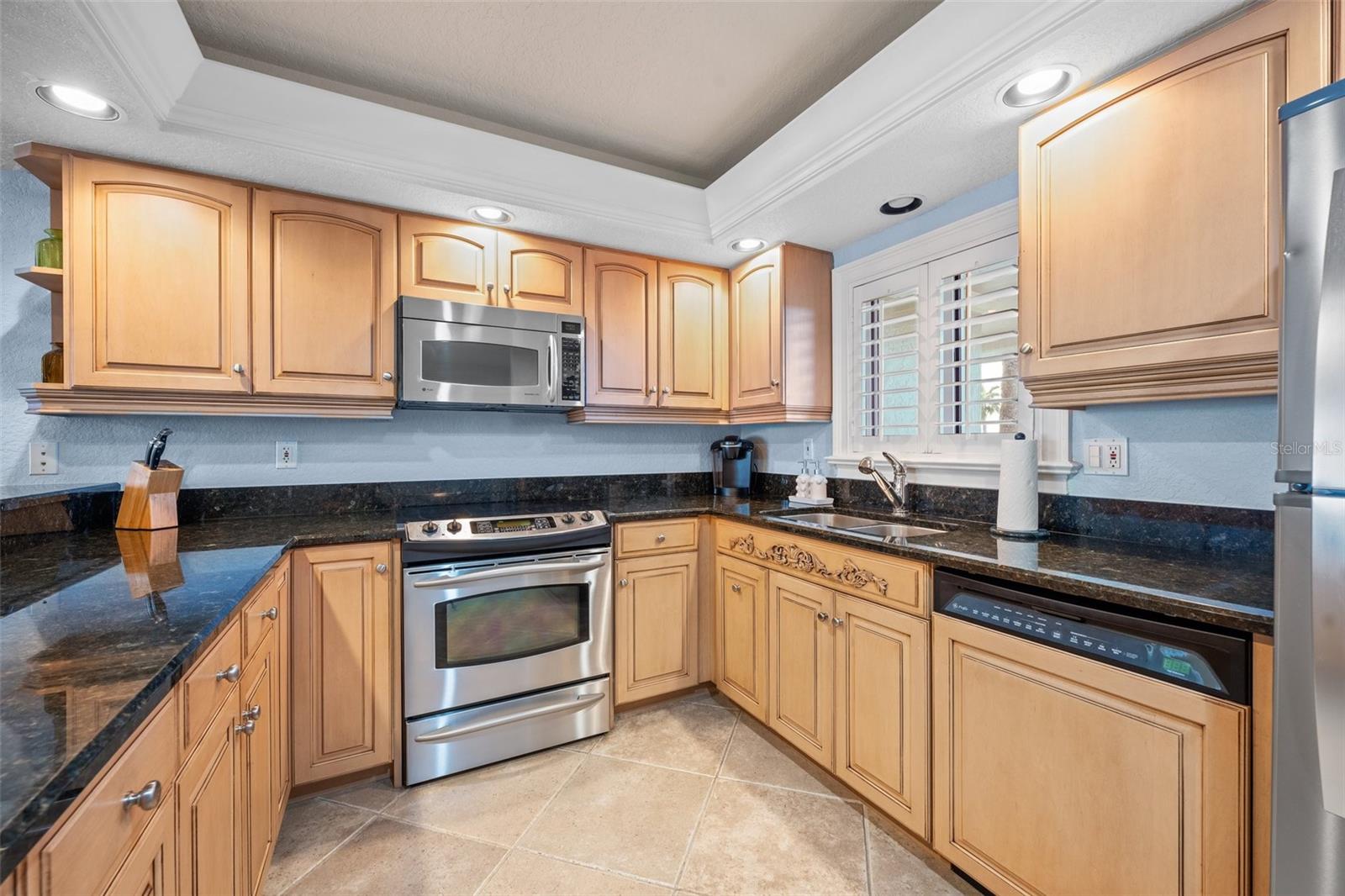 Image 7 of 28 For 5501 Atlantic Avenue 306