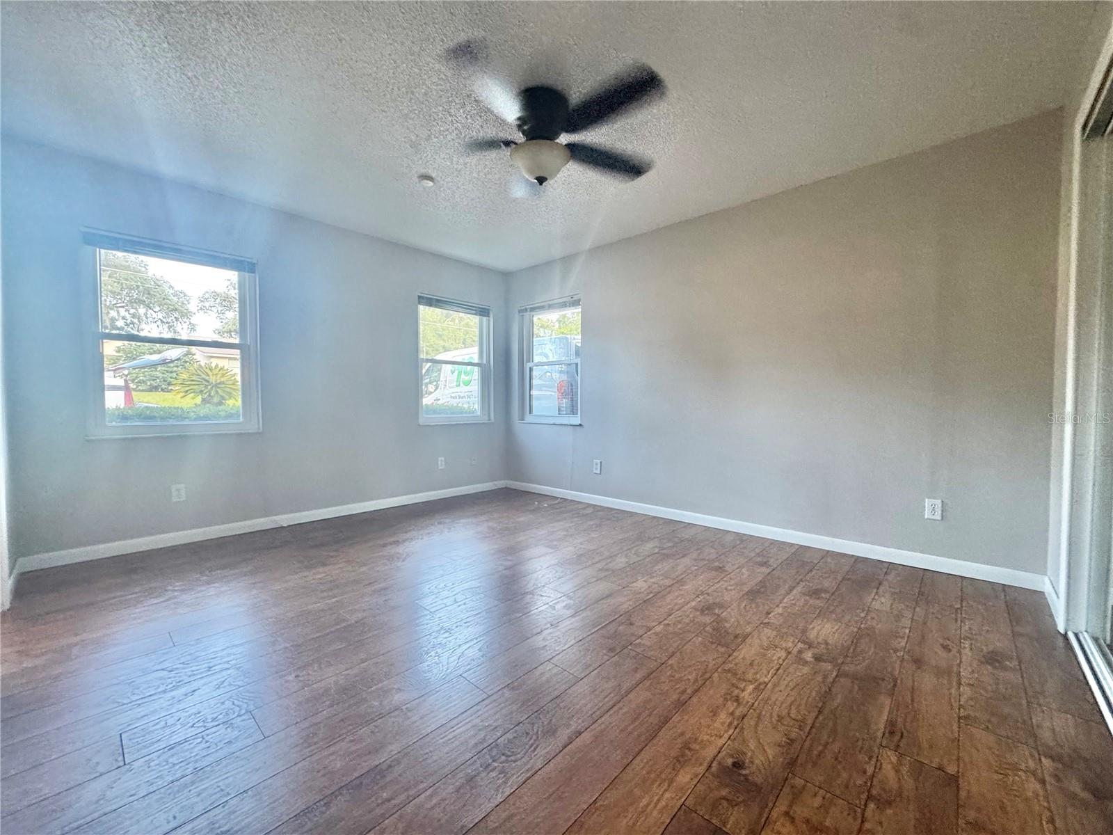 Image 6 of 18 For 1340 Anderson Street