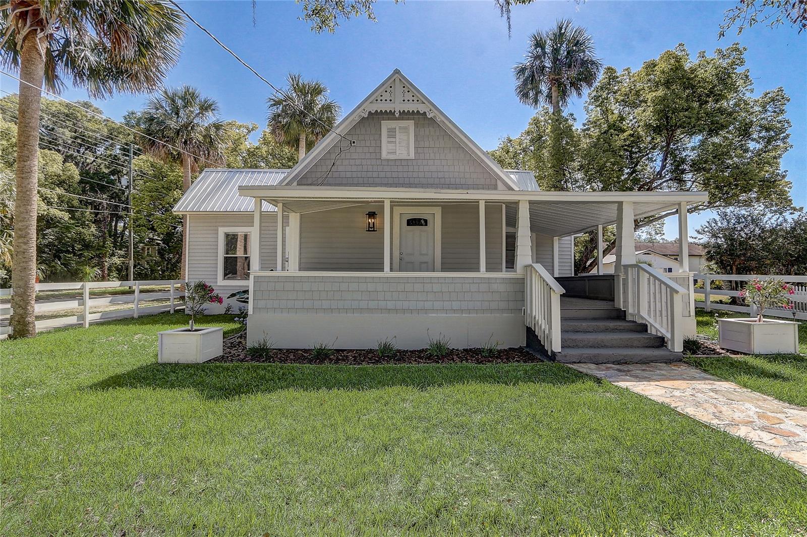 Image 2 of 25 For 246 Oak Avenue
