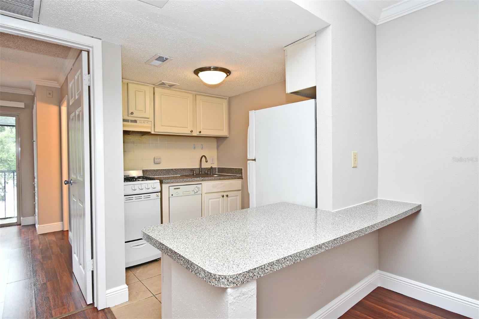 Image 10 of 35 For 133 Oyster Bay Circle 320