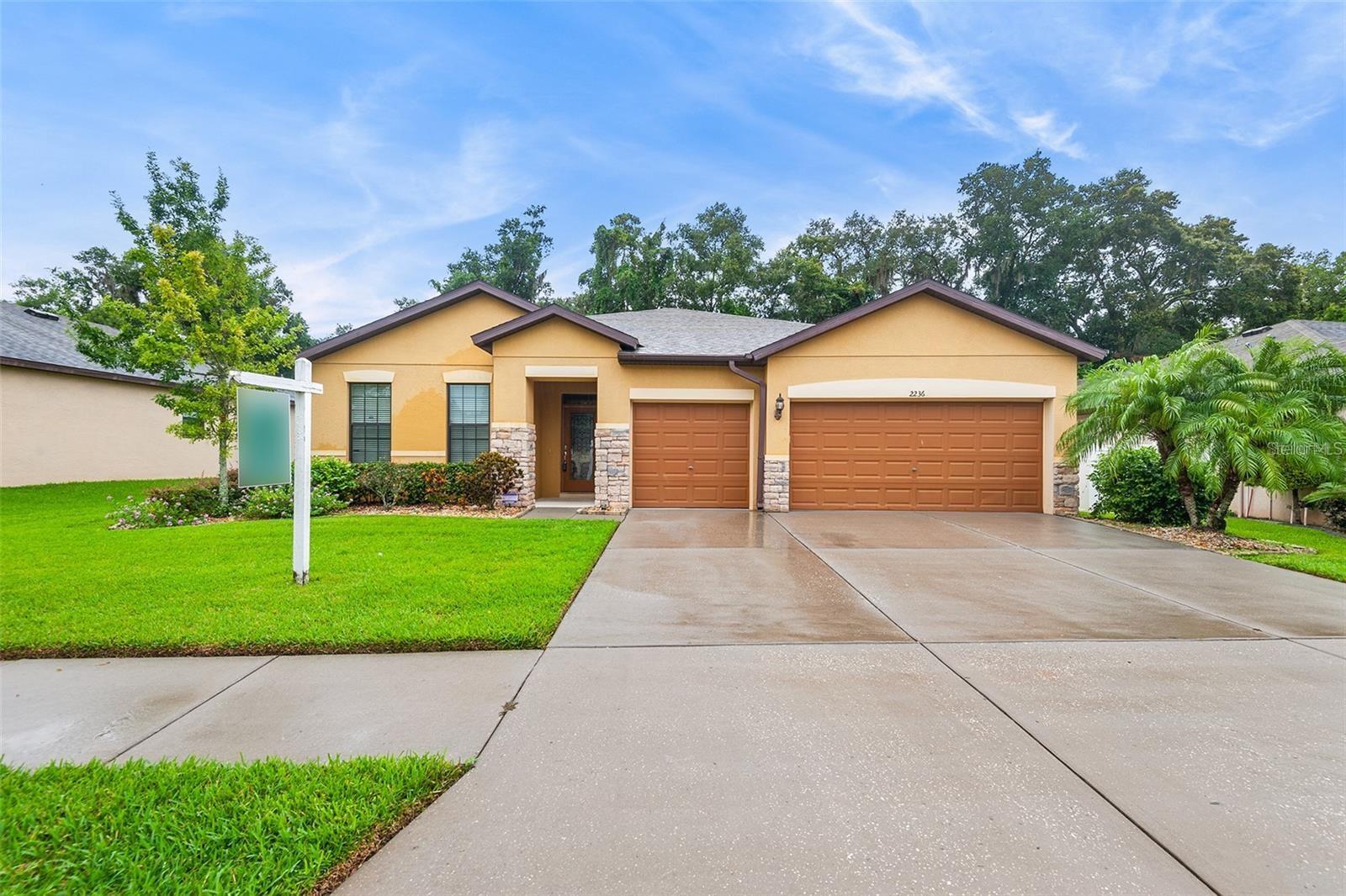 Details for 2236 Landside Drive, VALRICO, FL 33594