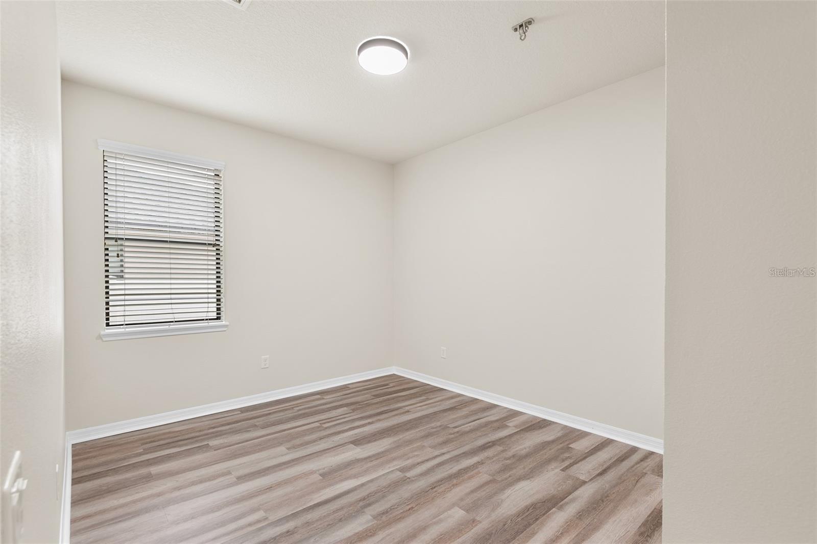 Image 13 of 18 For 2236 Landside Drive