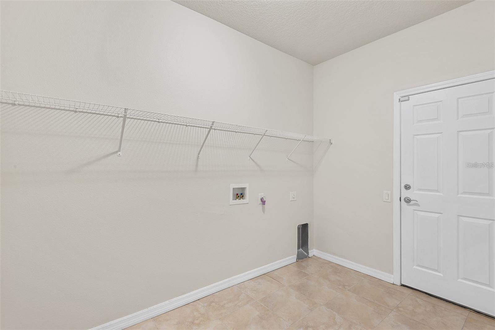 Image 14 of 18 For 2236 Landside Drive