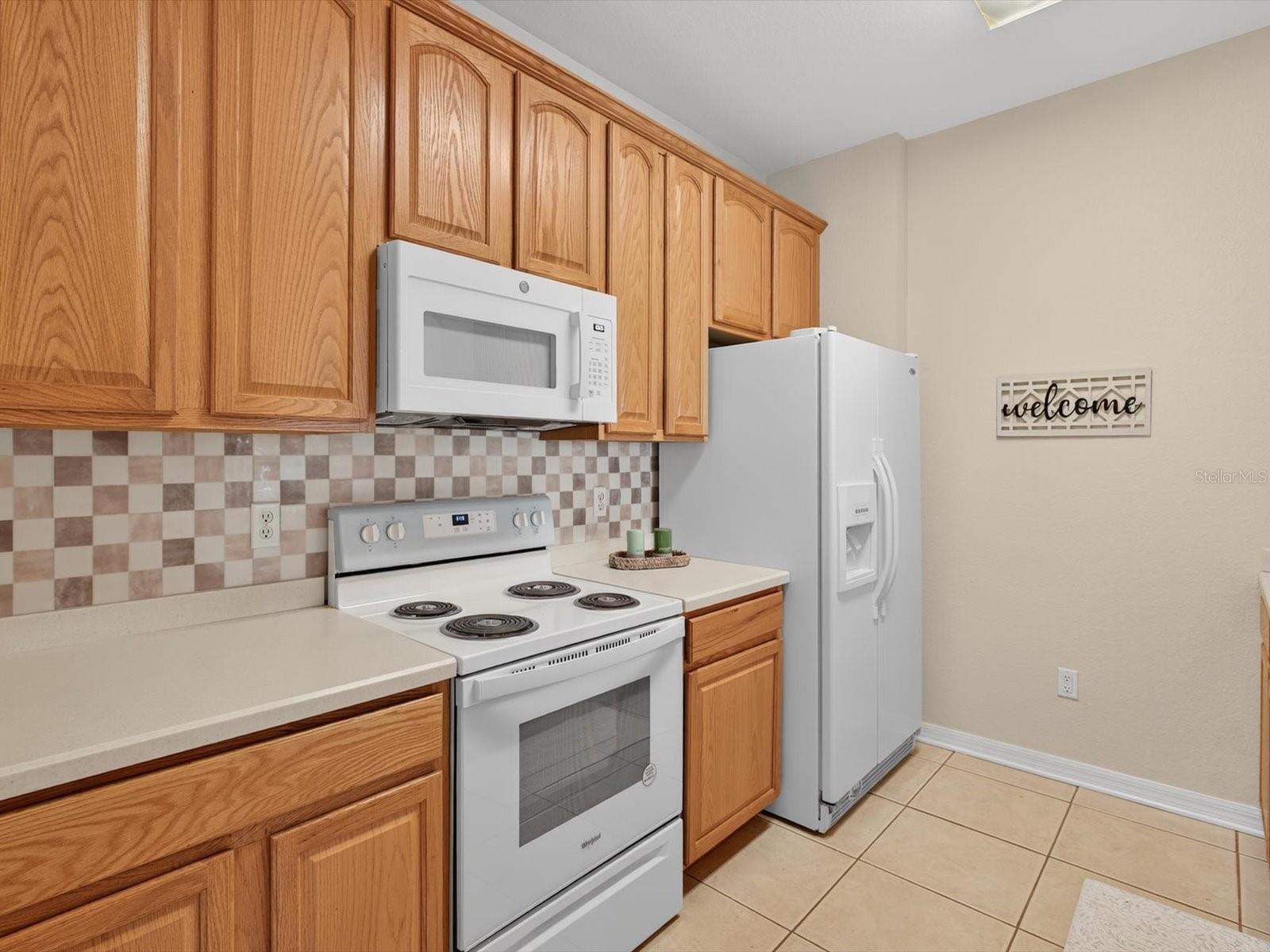 Image 10 of 44 For 1353 Venezia Court 205
