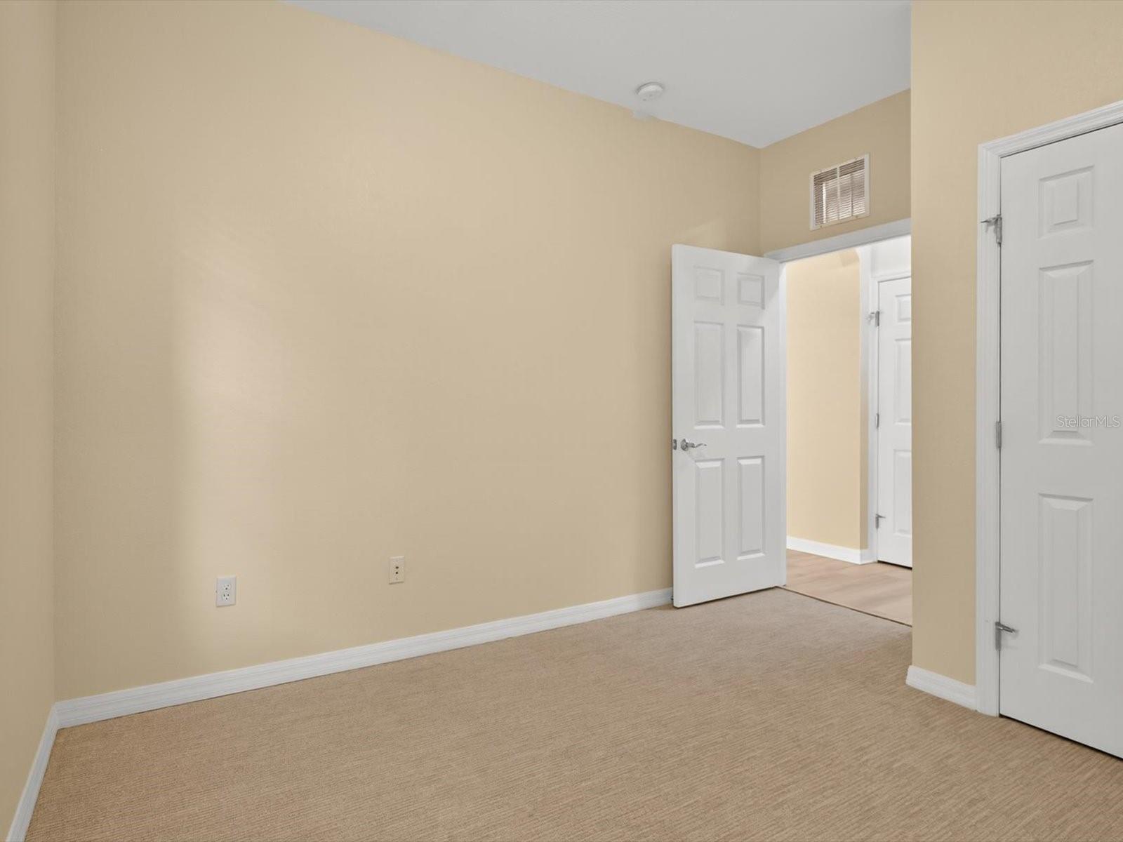 Image 18 of 44 For 1353 Venezia Court 205