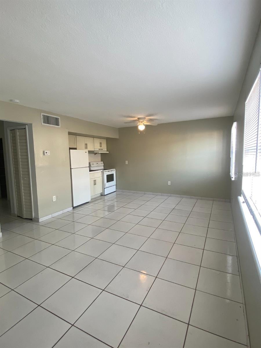 Image 4 of 17 For 5317 Curry Ford Road 10