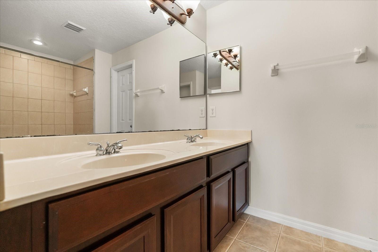 Image 18 of 32 For 5454 Caramella Drive