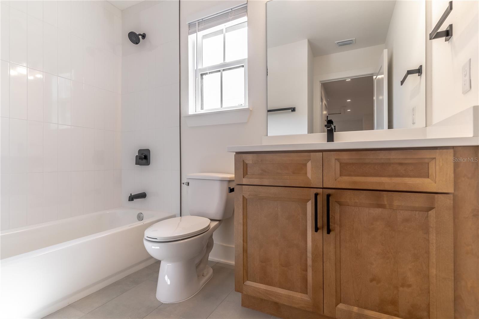 Image 11 of 15 For 1323 Weber Street