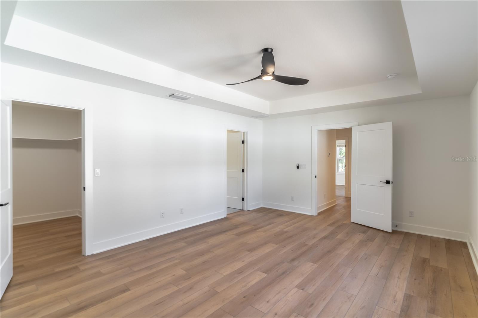 Image 8 of 15 For 1323 Weber Street