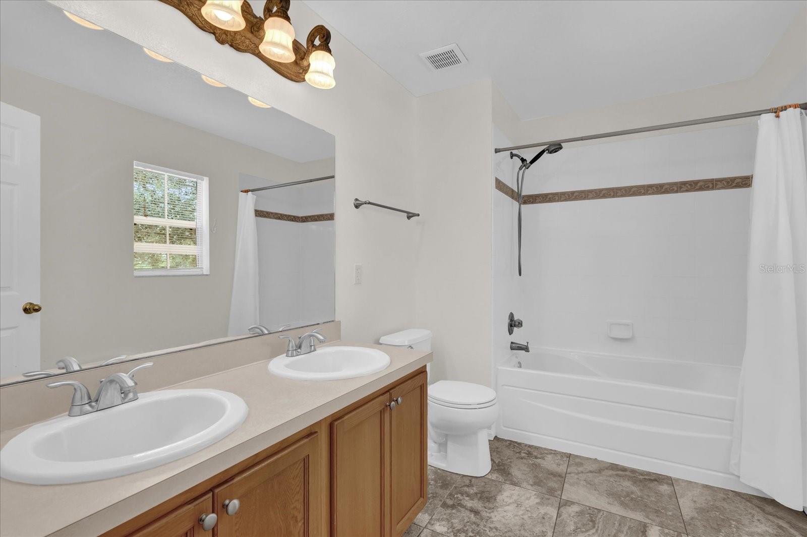 Image 13 of 44 For 13122 Honey Locust Drive