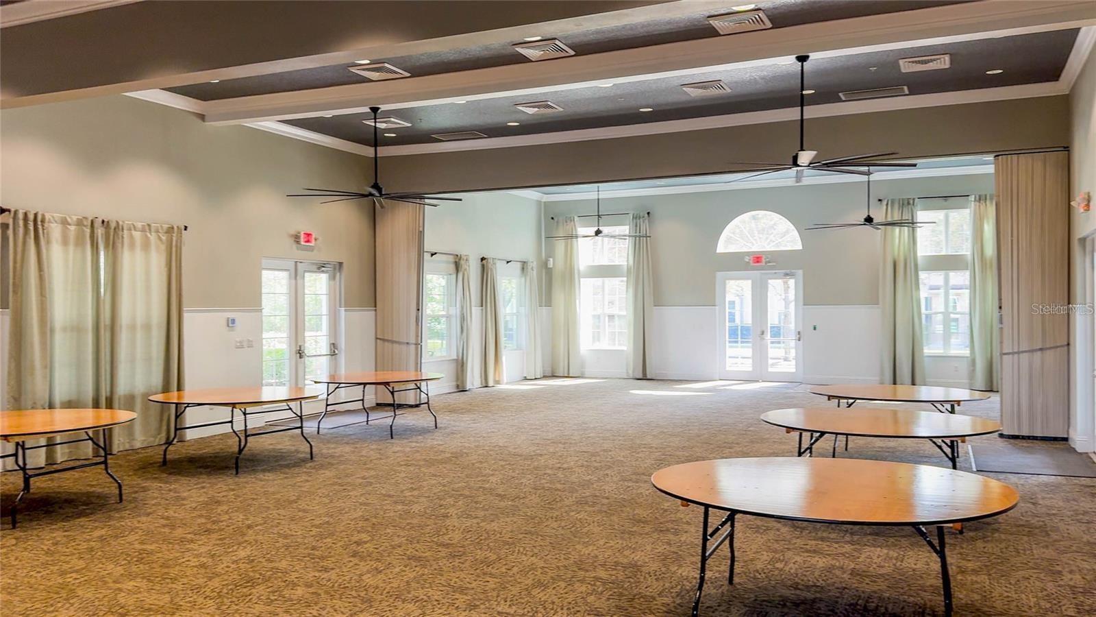 Image 33 of 44 For 13122 Honey Locust Drive