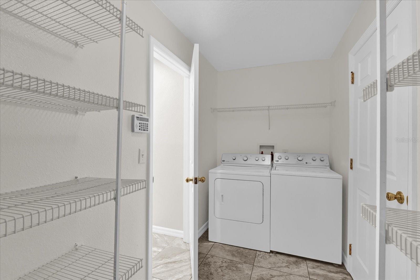 Image 9 of 44 For 13122 Honey Locust Drive