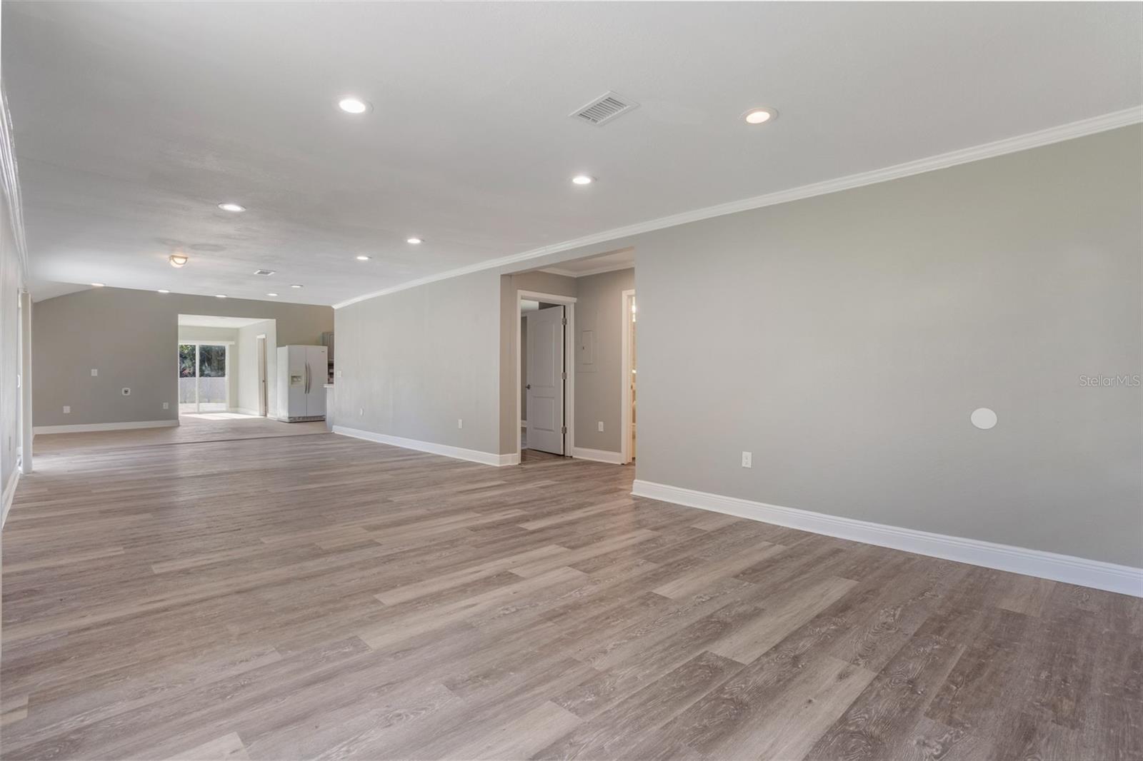 Image 10 of 43 For 421 2nd Street