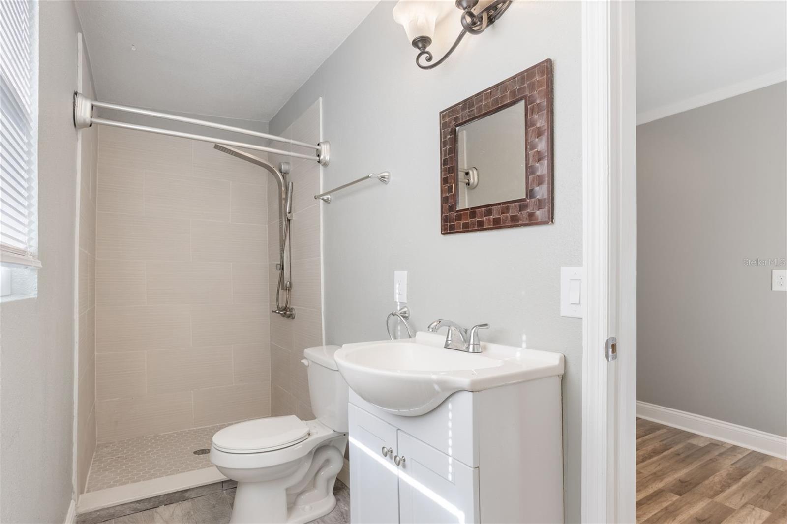 Image 26 of 43 For 421 2nd Street