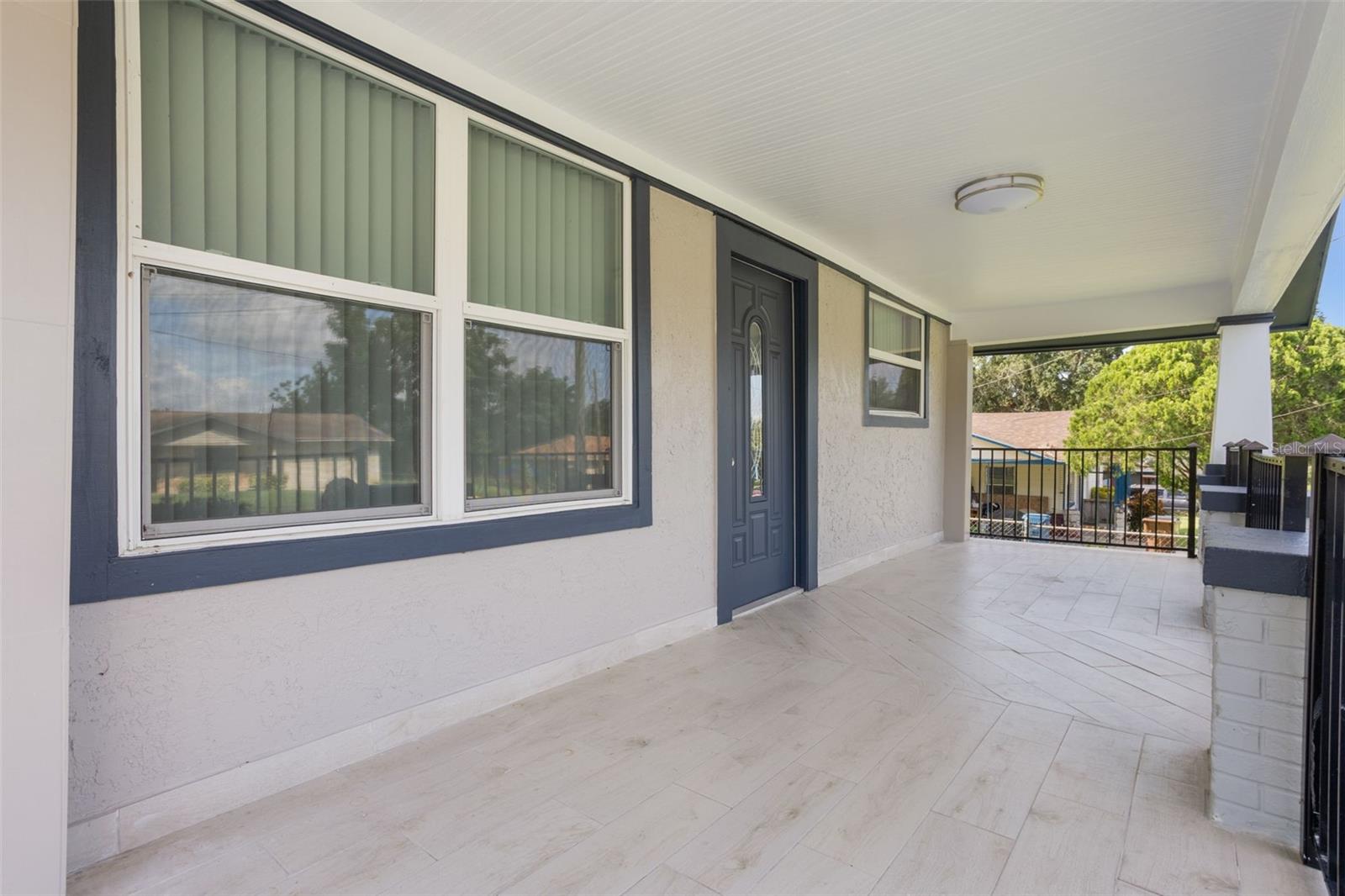 Image 3 of 43 For 421 2nd Street