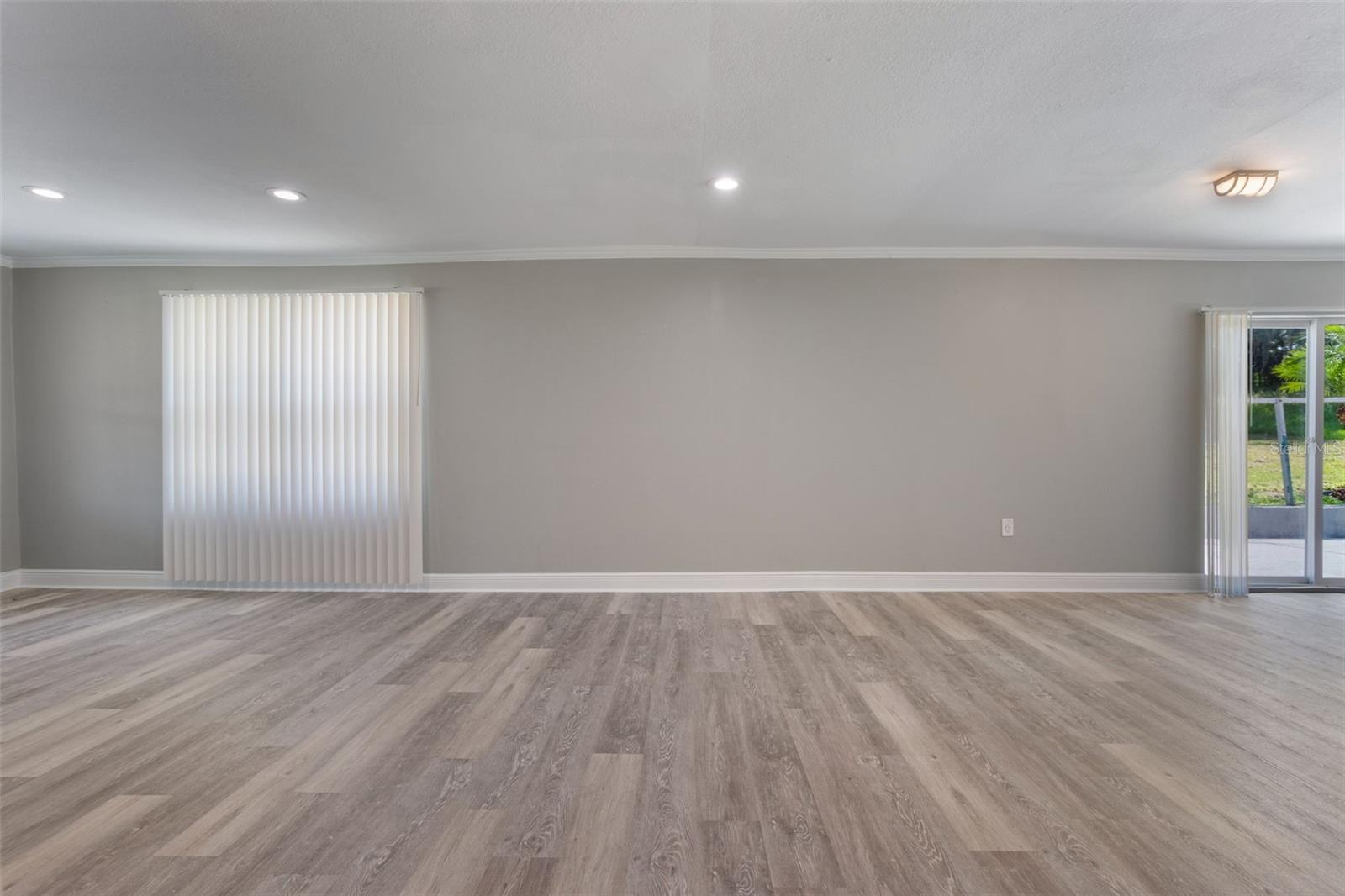 Image 7 of 43 For 421 2nd Street