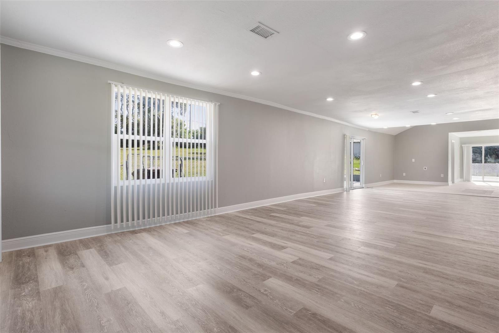 Image 8 of 43 For 421 2nd Street