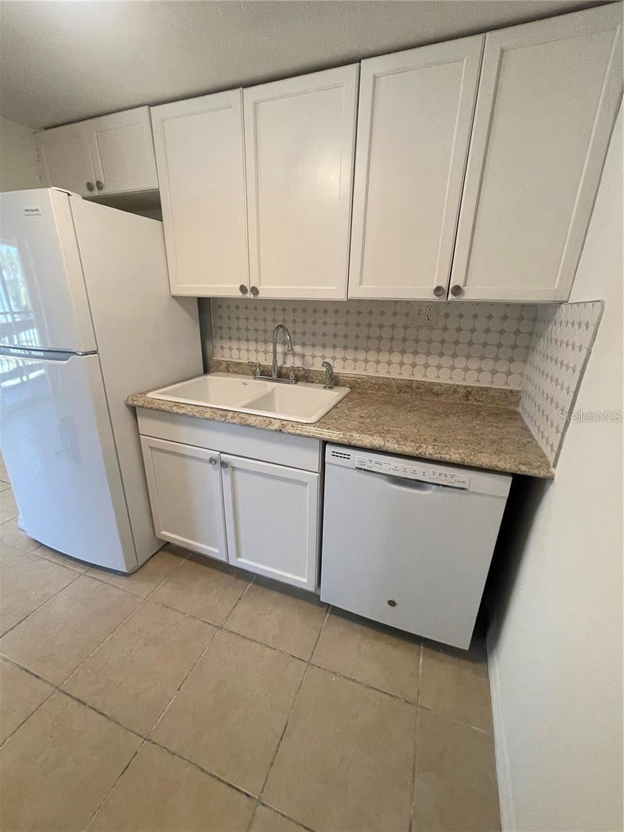 Image 3 of 25 For 4761 Texas Avenue 4761c