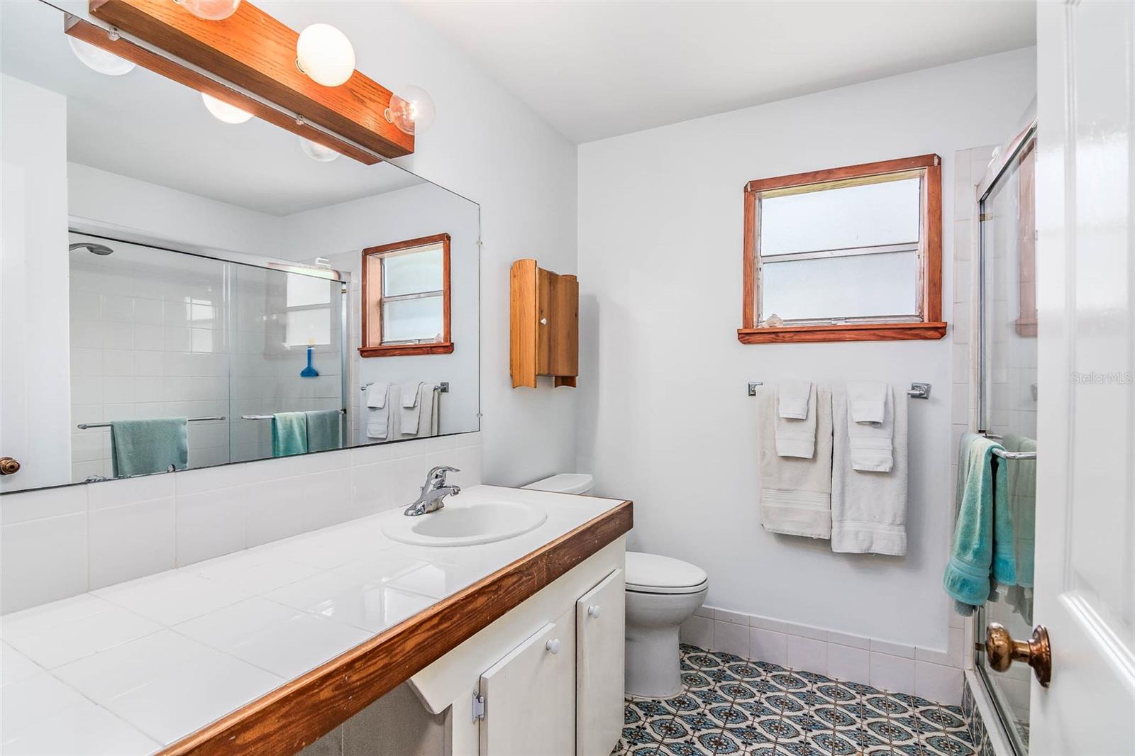 Image 18 of 49 For 9959 Nicole Drive