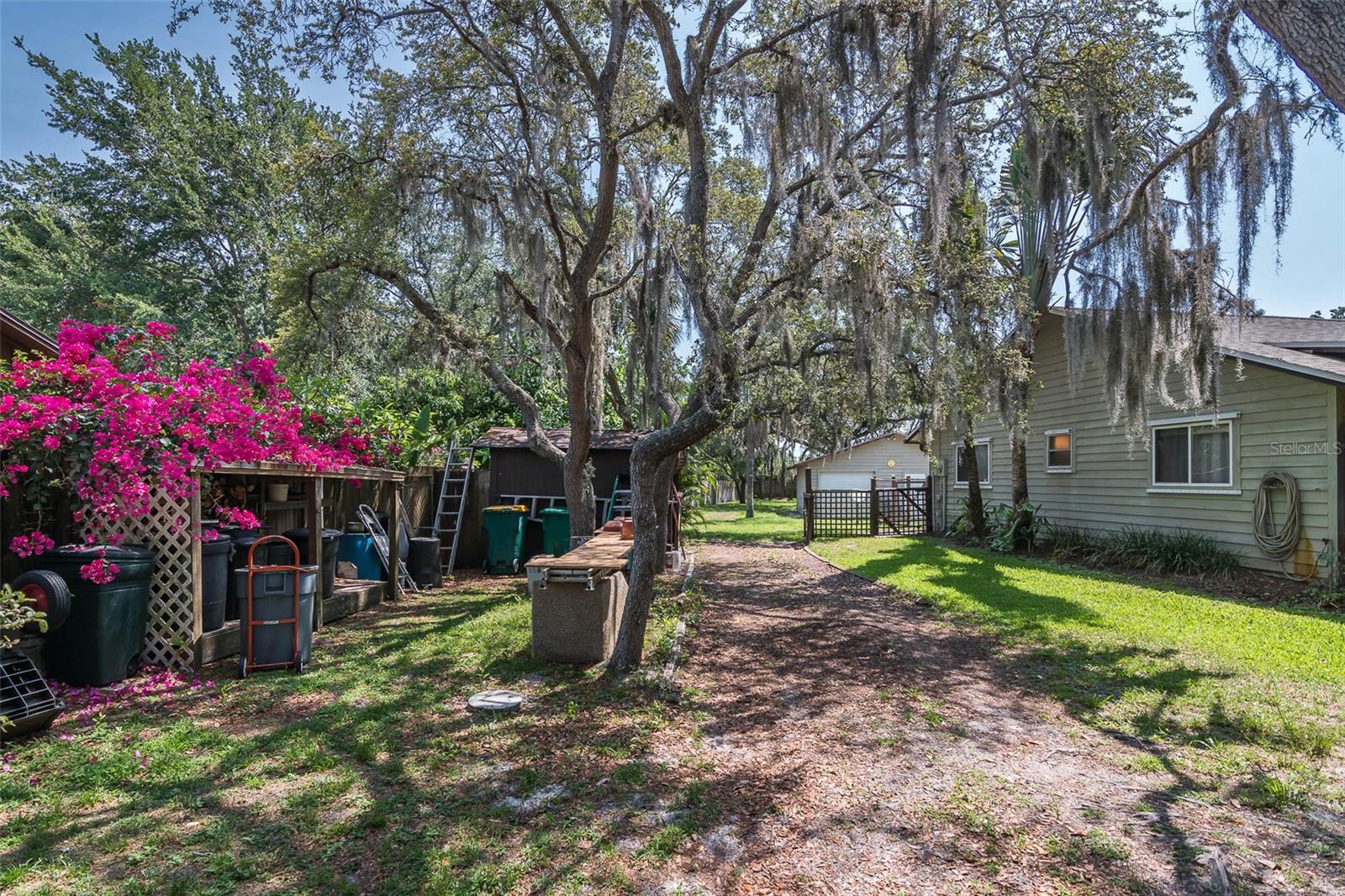 Image 29 of 49 For 9959 Nicole Drive