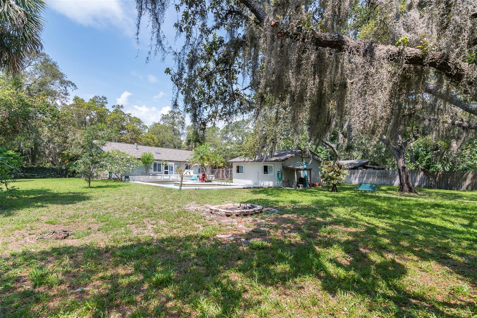Image 35 of 49 For 9959 Nicole Drive