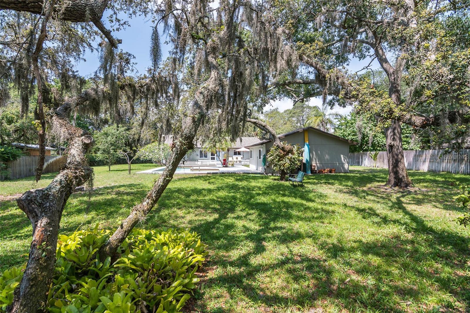 Image 36 of 49 For 9959 Nicole Drive
