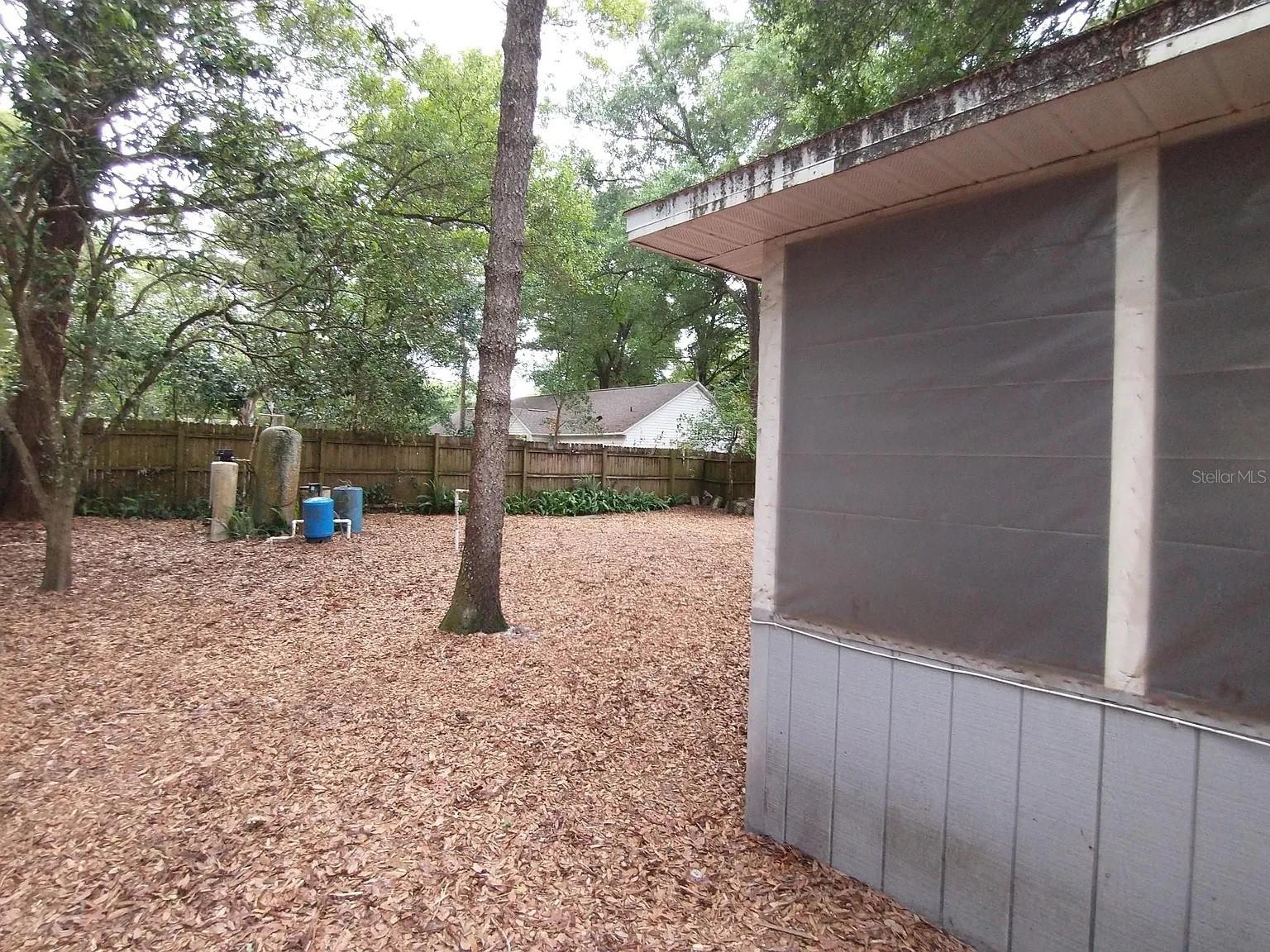 Image 2 of 14 For 25828 Pinehurst Street