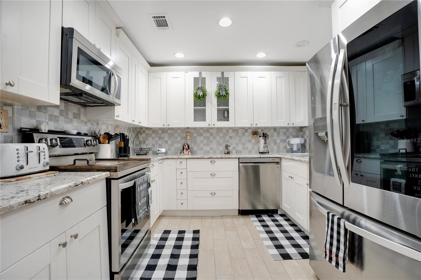 Image 9 of 65 For 6746 Osceola Drive