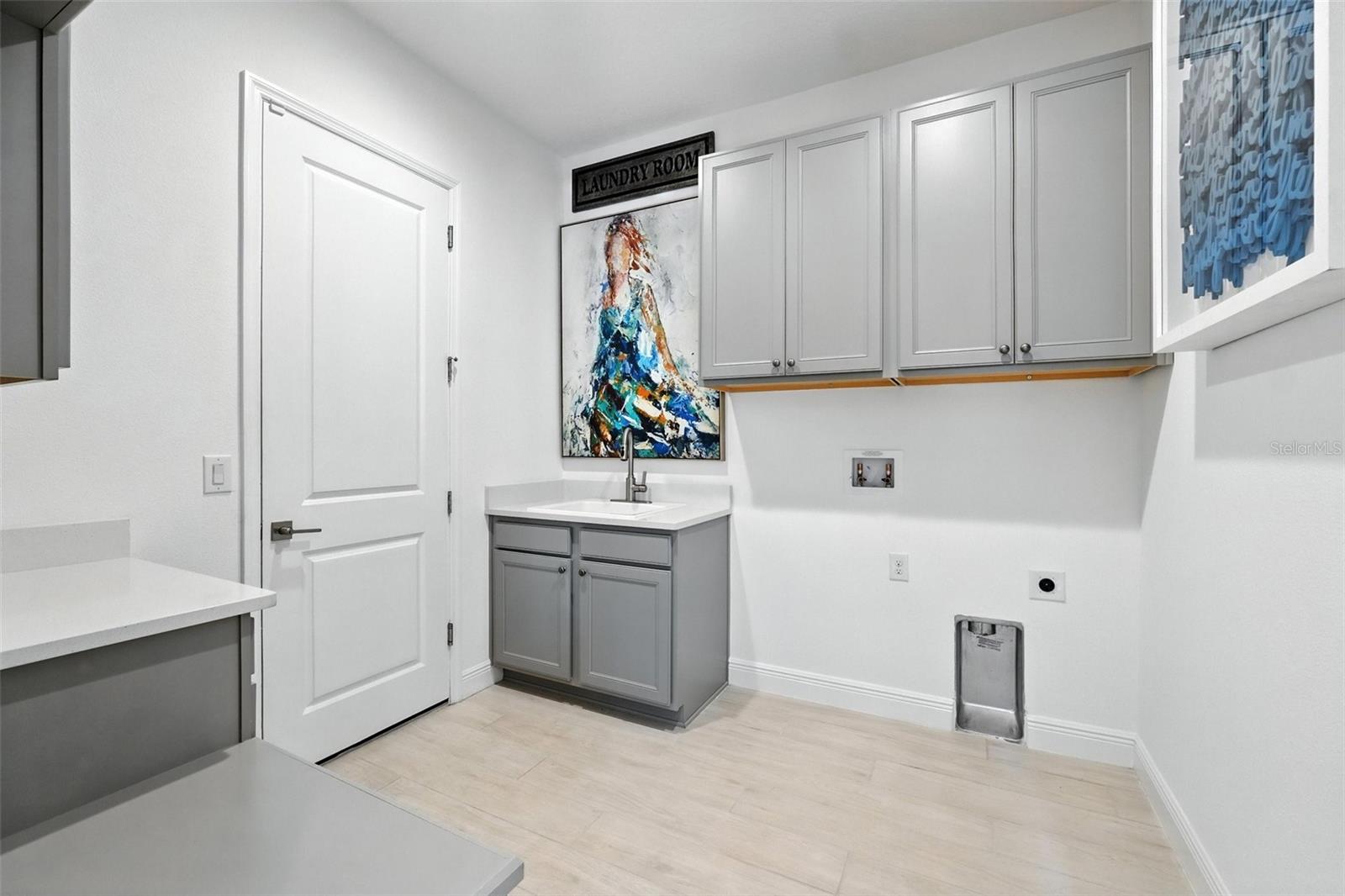 Image 42 of 62 For 15315 Gilligan Court