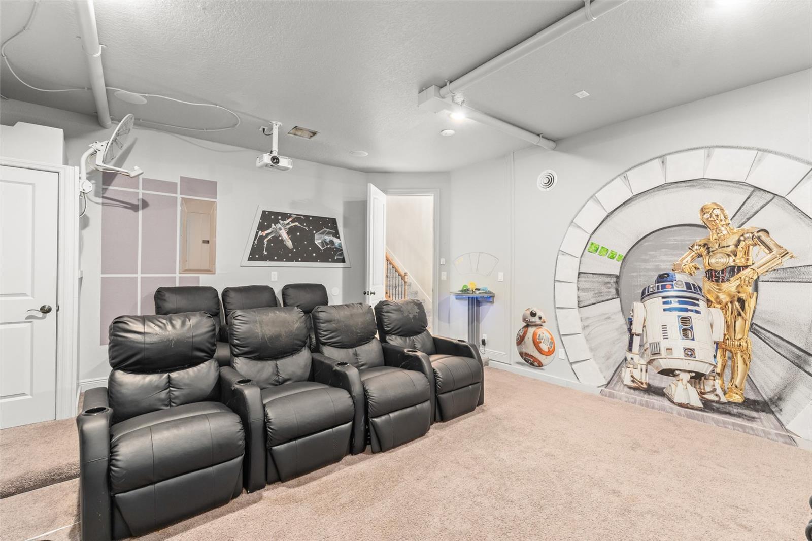 Image 14 of 62 For 717 Desert Mountain Court