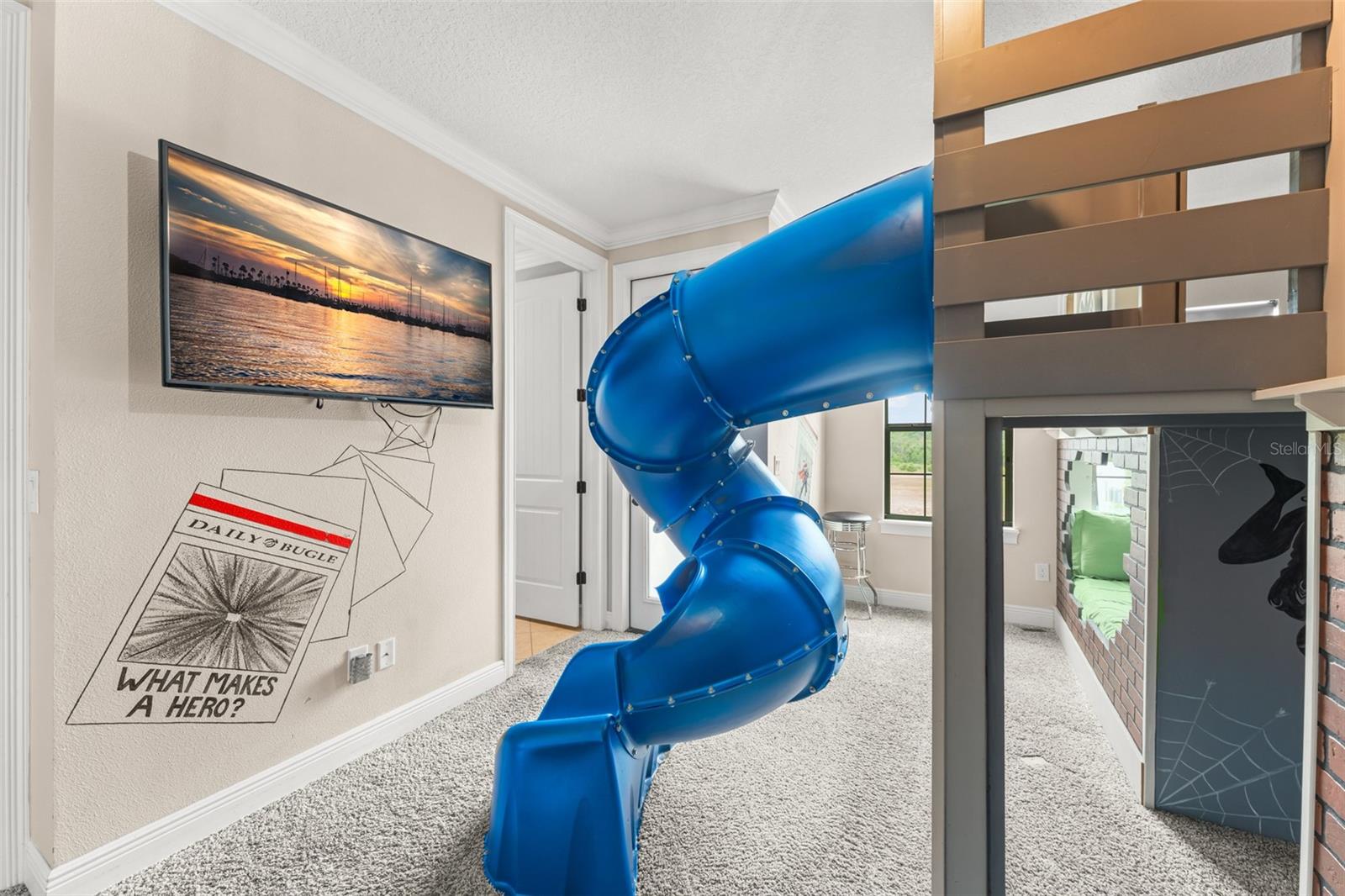 Image 42 of 62 For 717 Desert Mountain Court