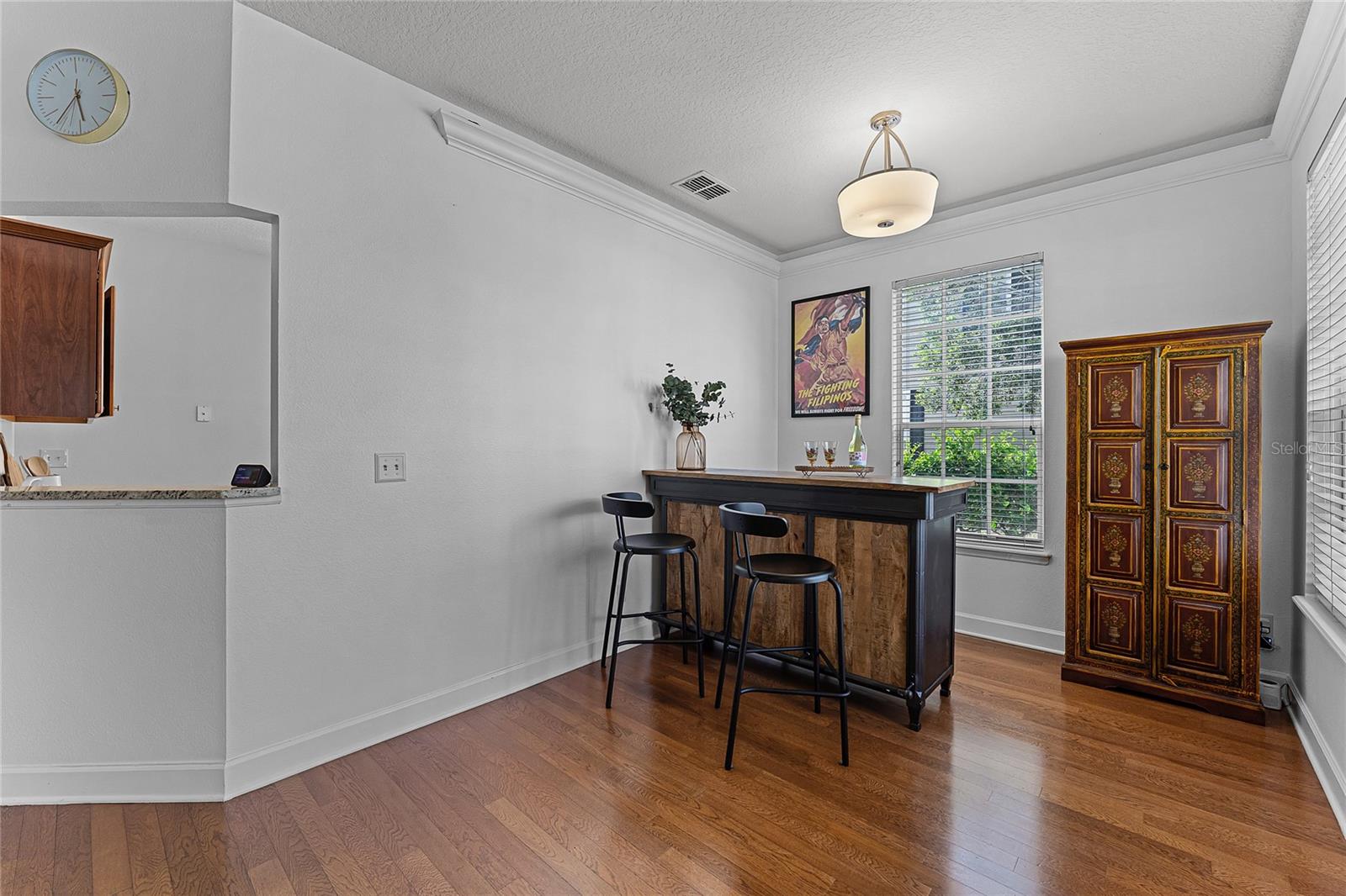 Image 10 of 43 For 2416 Formosa Avenue