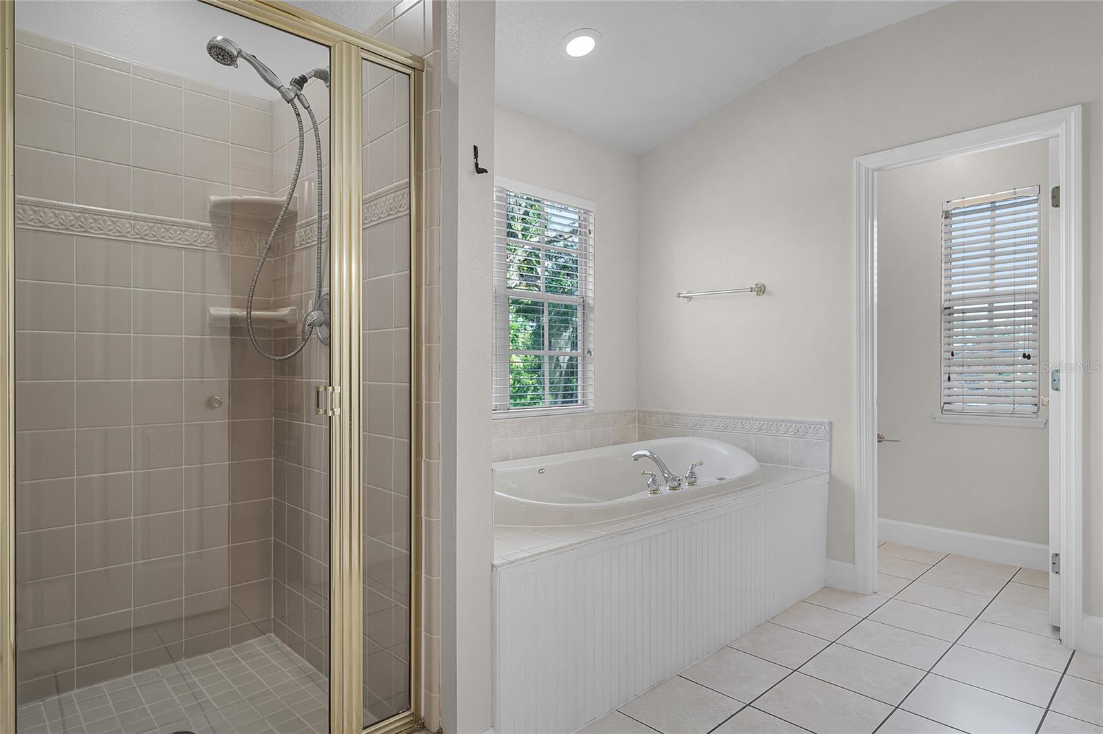 Image 21 of 43 For 2416 Formosa Avenue